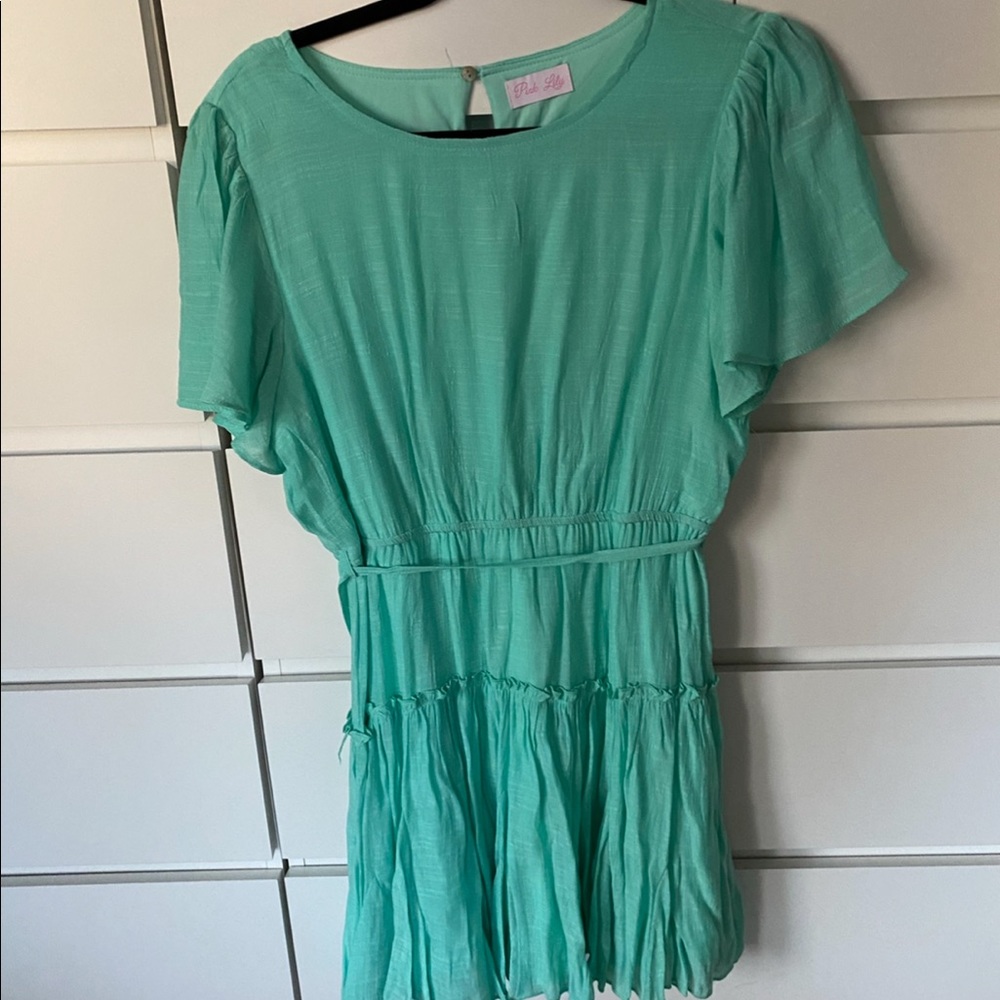 Pink lily dress size medium
